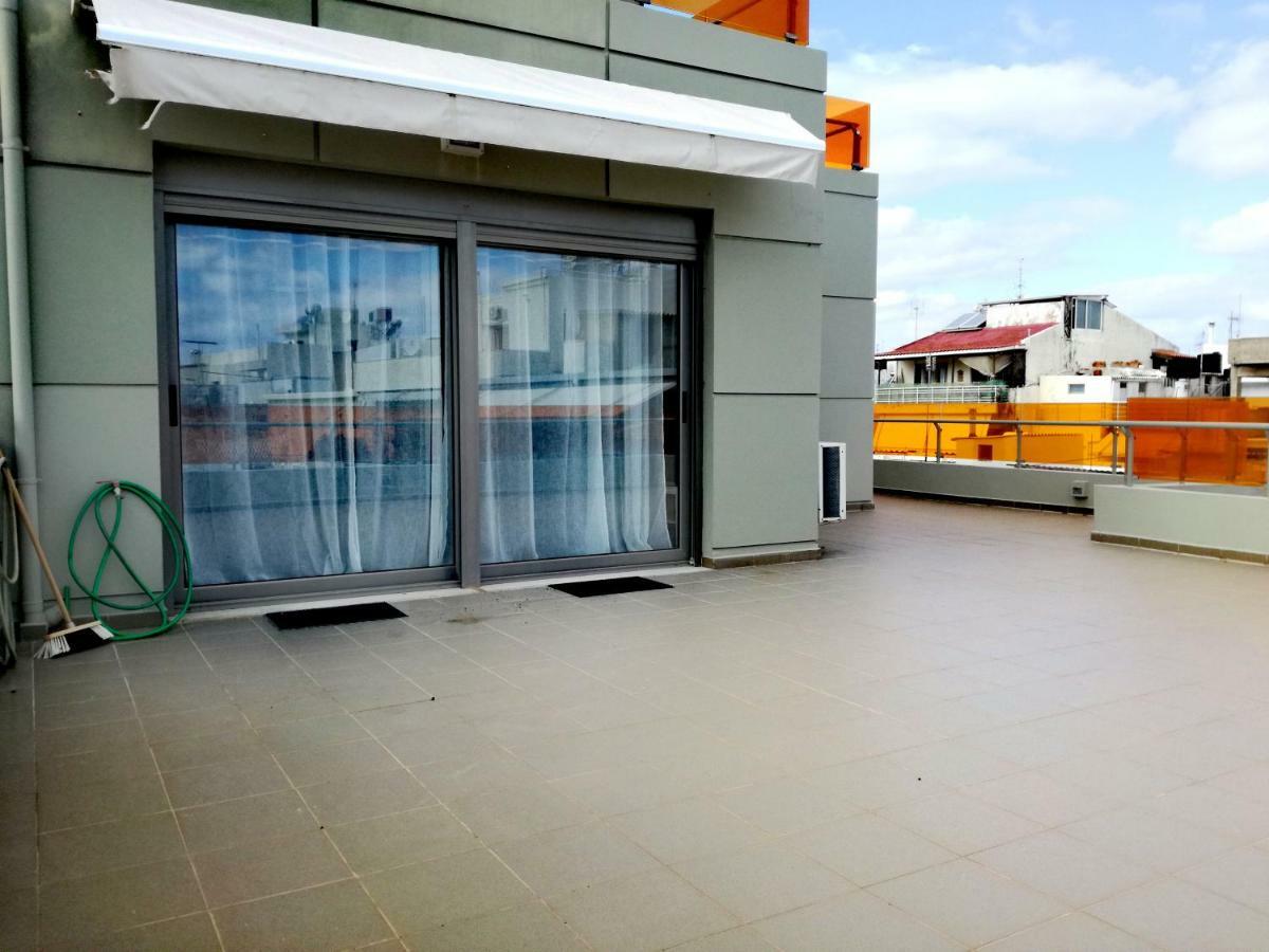 Spacious And Modern Downtown Appartement *